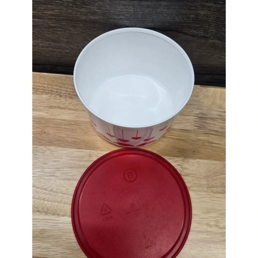Tupperware Valentine Hearts Storage Container with Red Lid 2708A-1 White Round